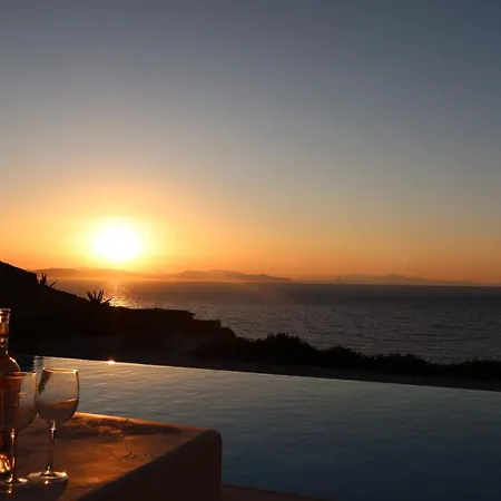 Aqua Dream Villa *